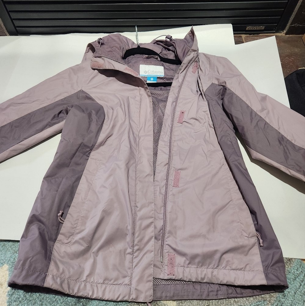 Women's Columbia purple rain coat
